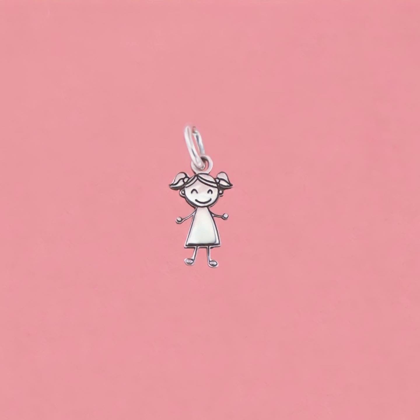 Niña - Niño extra con inicial